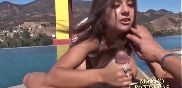  Por Blowjob Jynx Maze by the pool